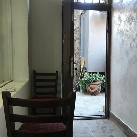 Near Highway Free Parking