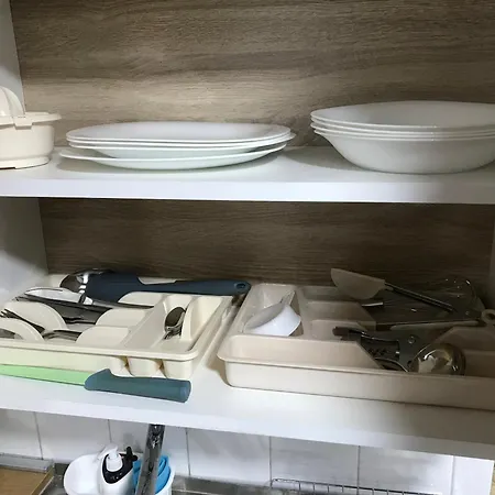 Near Highway Free Parking *